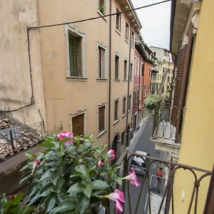 Alice's , Verona Italia